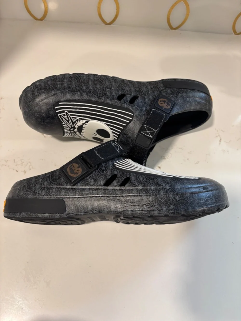Disney Tim Burton's Nightmare Before Christmas Mens Clog Sandals Ground Up Sz 13 - Picture 8 of 9